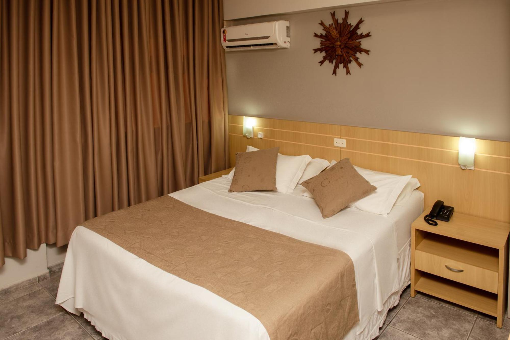 River Palace Hotel Divinópolis エクステリア 写真