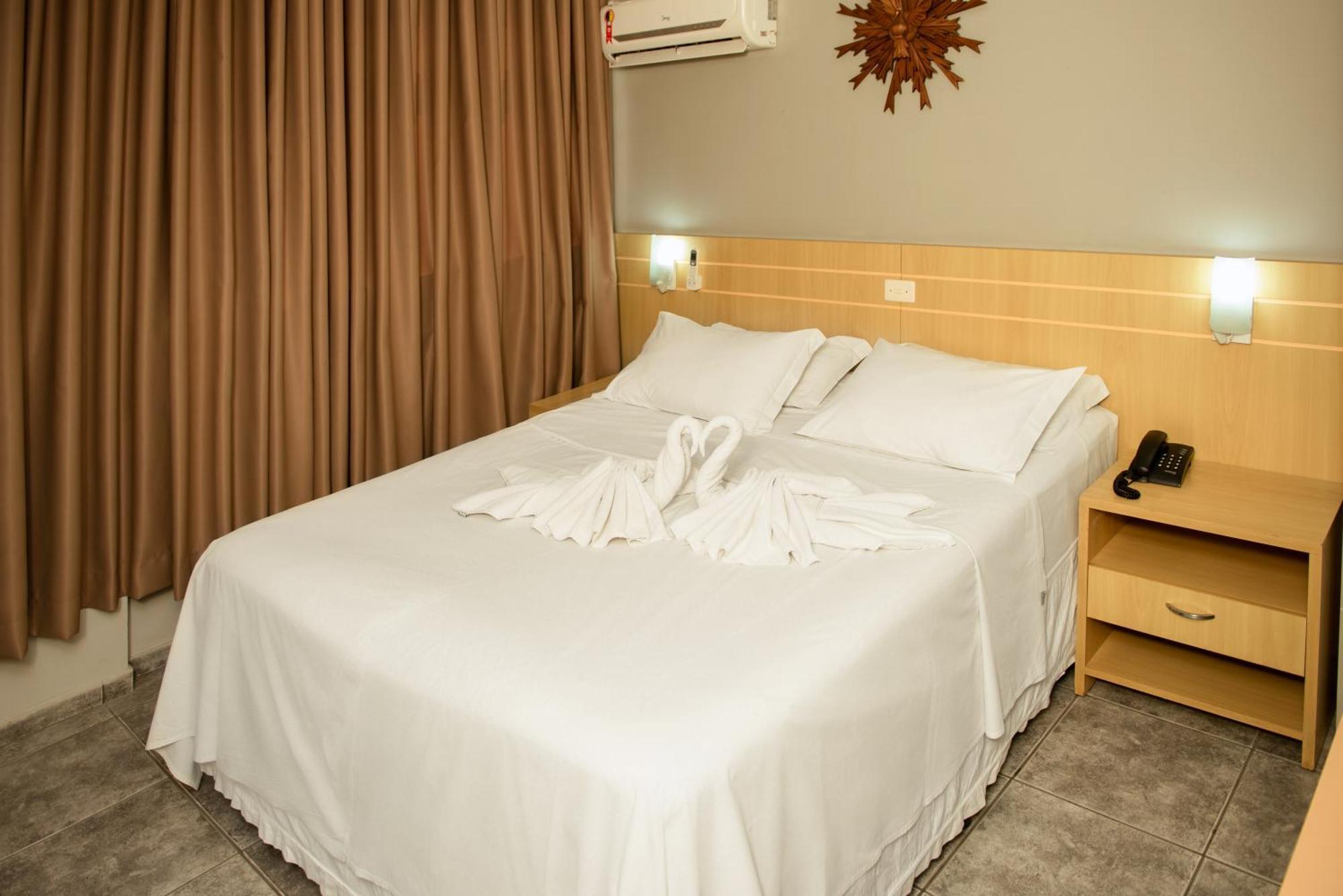 River Palace Hotel Divinópolis エクステリア 写真